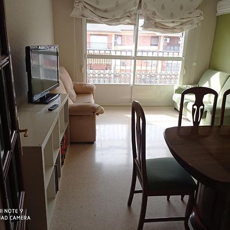 Piso Taxi Estacion De Autobuses Apartment Andújar Екстериор снимка